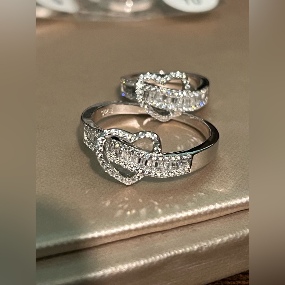 Interlocked Heart Ring